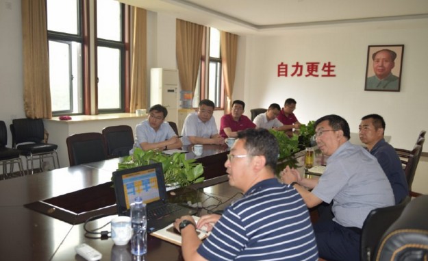 近日，山推股份總經(jīng)理張民一行走訪調(diào)研河南山推
