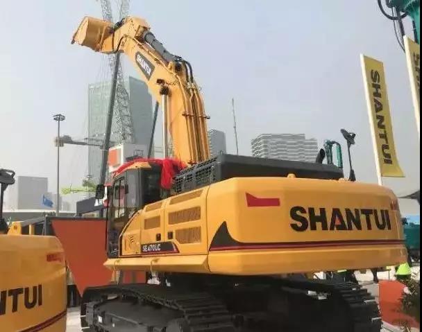山推挖掘機