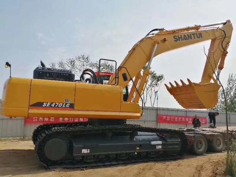 山推SE470LC挖掘機(jī)交車(chē)客戶