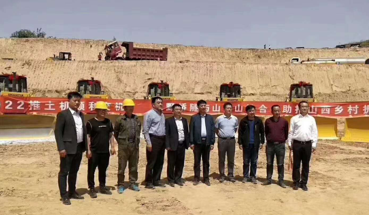 山推10臺SD22推土機順利交車，河南山推分享