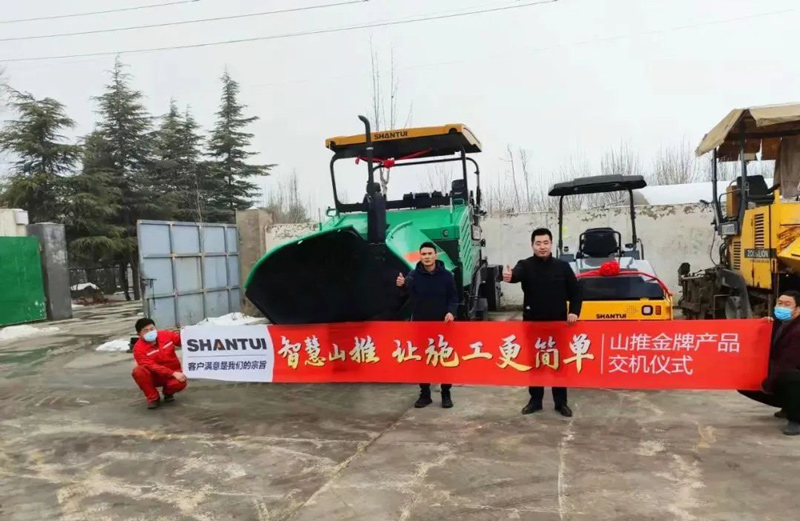 山推成套設備助力河南客戶施工